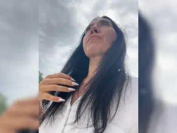 KarolinaMilf  live sex cam