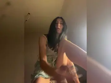 KarolinaMilf  live sex cam