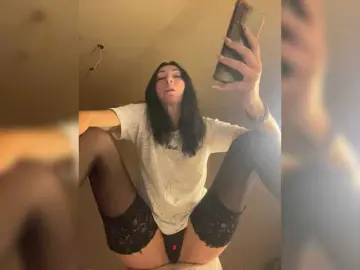 KarolinaMilf  live sex cam