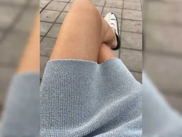 KarolinaMilf  live sex cam