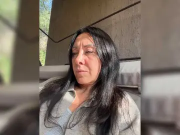 KarolinaMilf  live sex cam
