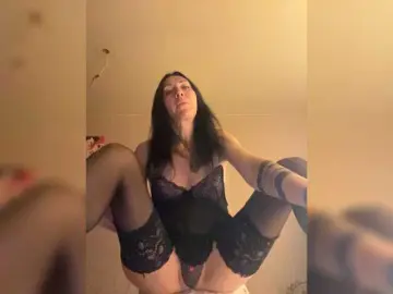 KarolinaMilf  live sex cam