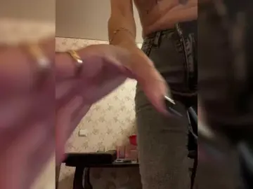 KarolinaMilf  live sex cam