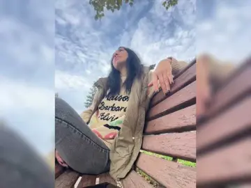 KarolinaMilf  live sex cam