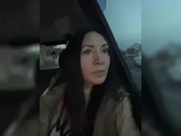 KarolinaMilf  live sex cam
