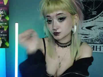 Milten-Trish  live sex cam