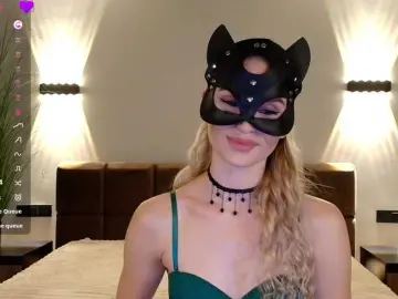 SofiaShy  live sex cam