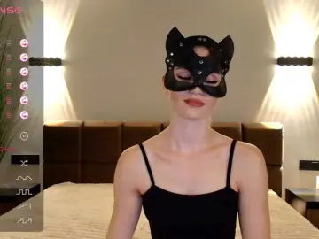 SofiaShy  live sex cam
