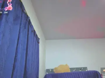 Megansexy01  live sex cam