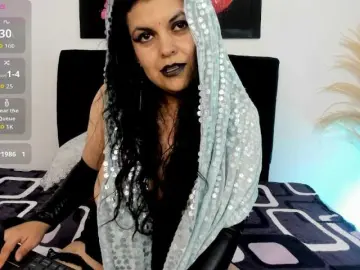 Scarlett-wOlf  live sex cam