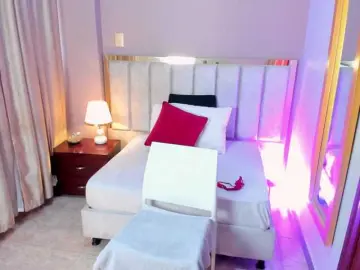 HannaWellss  live sex cam