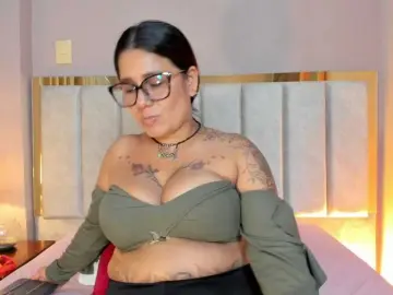 HannaWellss  live sex cam