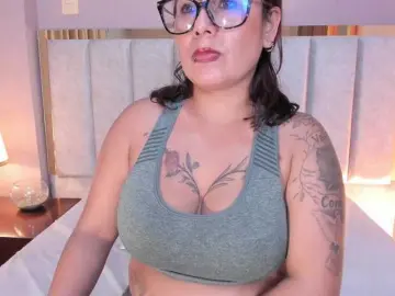 HannaWellss  live sex cam