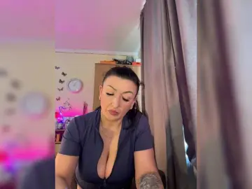 Hotangel75  live sex cam