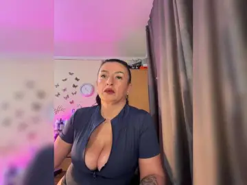 Hotangel75  live sex cam