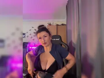 Hotangel75  live sex cam