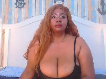 KiaraDiaz  live sex cam