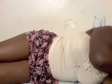 Sexxyblacky  live sex cam