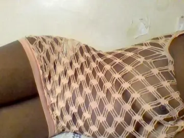 Sexxyblacky  live sex cam