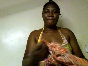 Sexxyblacky  live sex cam