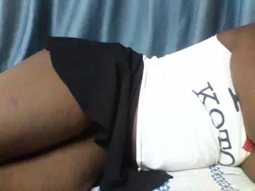 Sexxyblacky  live sex cam