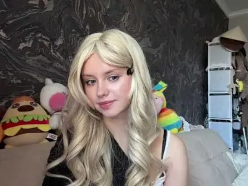 Babytuffy  live sex cam