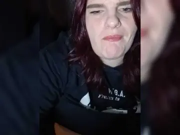 Beckitoosweet  live sex cam