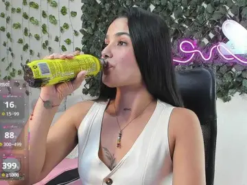 DestinyHills  live sex cam