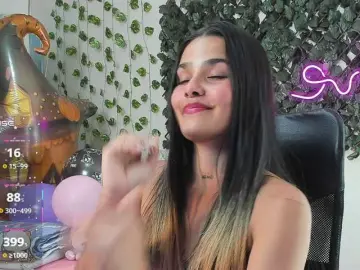 DestinyHills  live sex cam