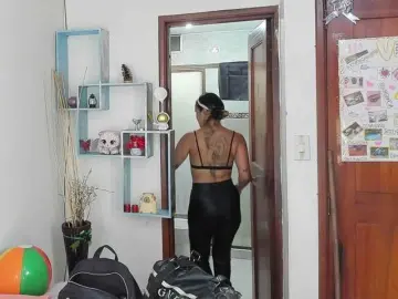 DestinyHills  live sex cam