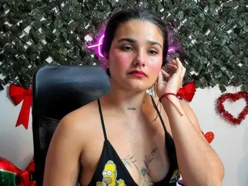 DestinyHills  live sex cam