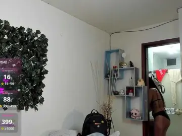 DestinyHills  live sex cam
