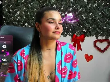 DestinyHills  live sex cam
