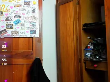 DestinyHills  live sex cam