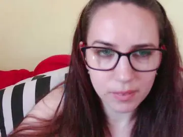 EmilyHot  live sex cam