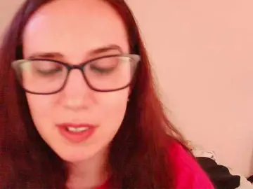 EmilyHot  live sex cam