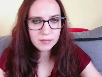 EmilyHot  live sex cam