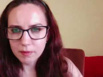 EmilyHot  live sex cam
