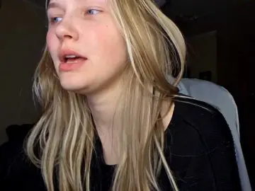 MilagroKailey  live sex cam