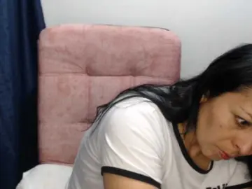 Paola84hotty  live sex cam