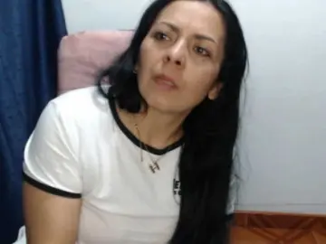 Paola84hotty  live sex cam