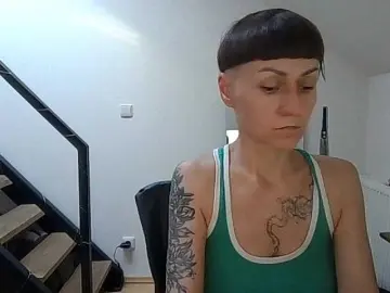 Shadow-Goddess  live sex cam