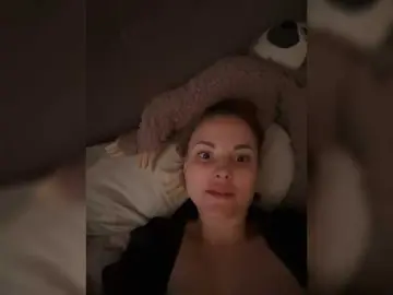 Vishenkoy  live sex cam