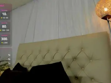 Sarah-temptation  live sex cam