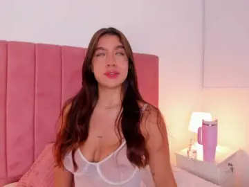 CristalHart  live sex cam