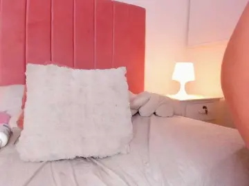 CristalHart  live sex cam