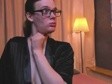 KIKIKrash  live sex cam