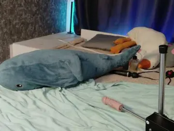 KIKIKrash  live sex cam