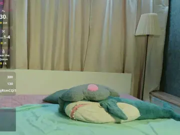 KIKIKrash  live sex cam