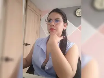 Paolitha25  live sex cam